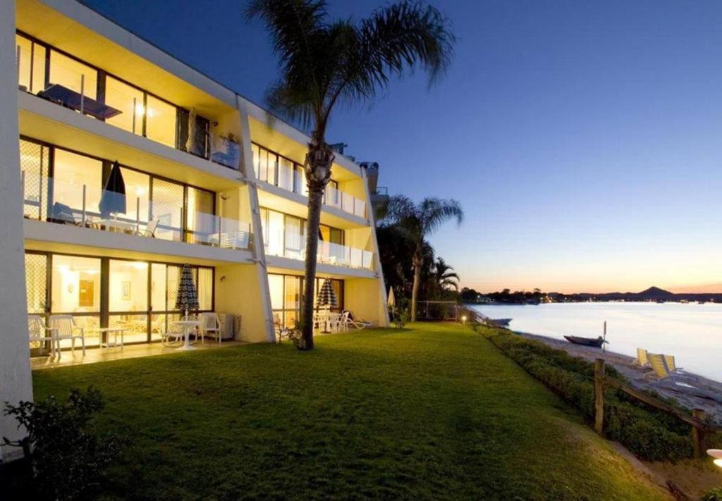 Noosa Harbour Resort Екстериор снимка